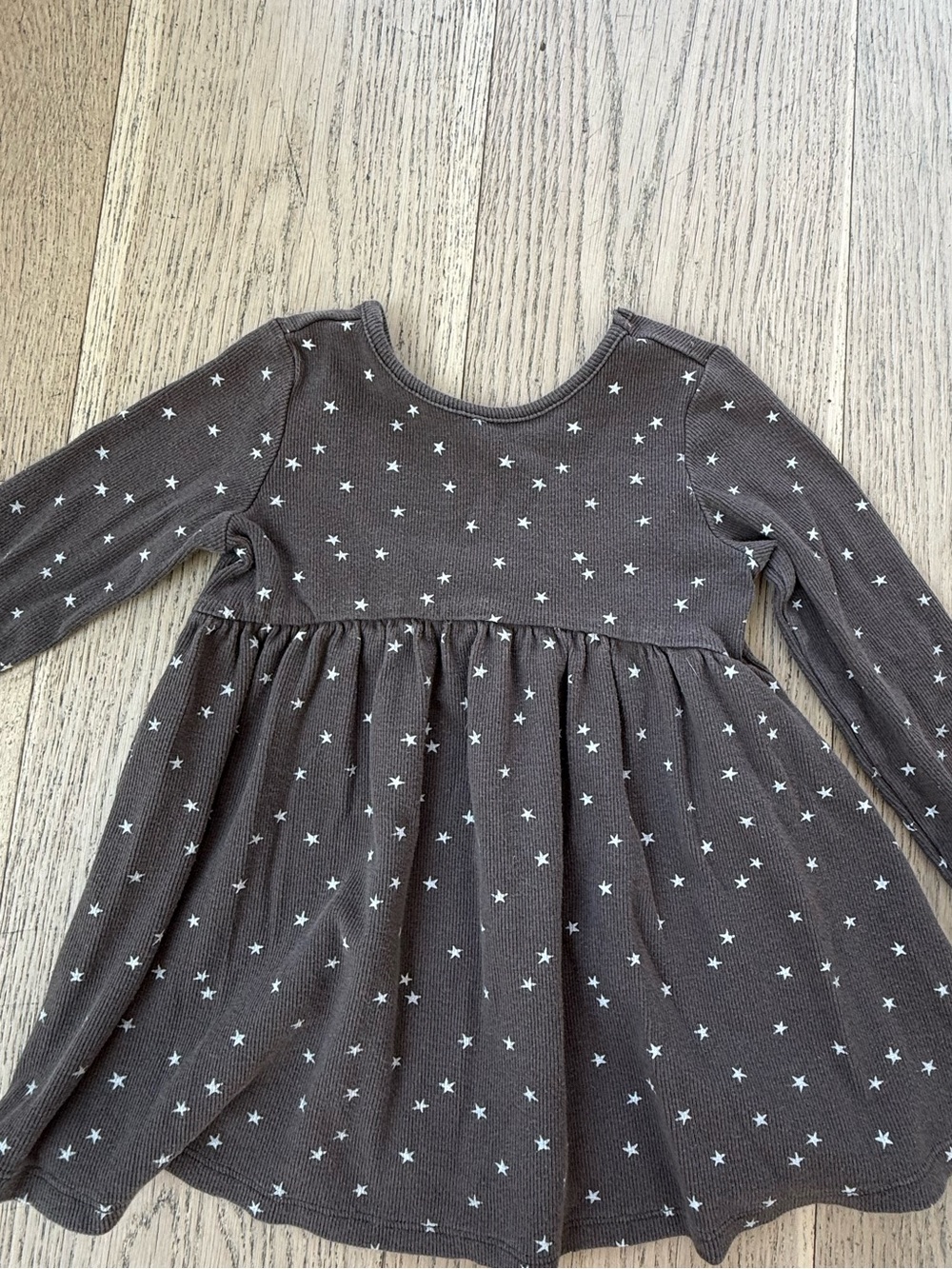 Quincy Mae Charcoal Star Print Long Sleeve Dress